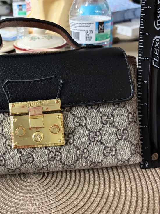 Gucci Handbags - Gucci bag